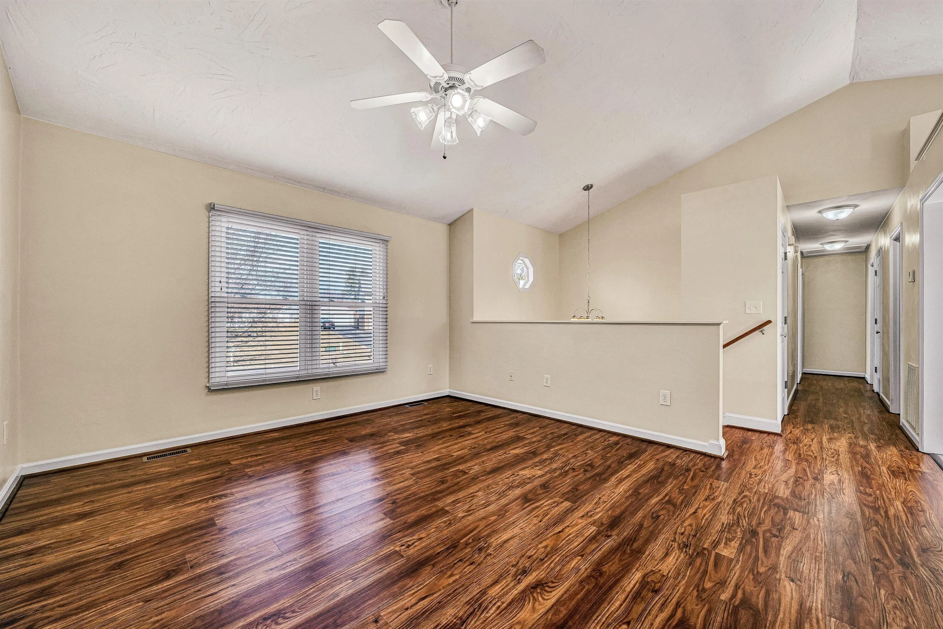 825 Harmon CIR - Photo 13