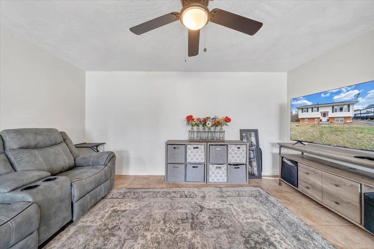1541 Penley BLVD - Photo 31