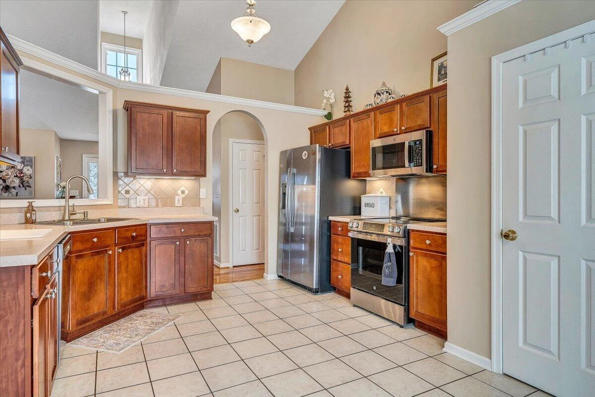 1251 Commonwealth DR - Photo 26