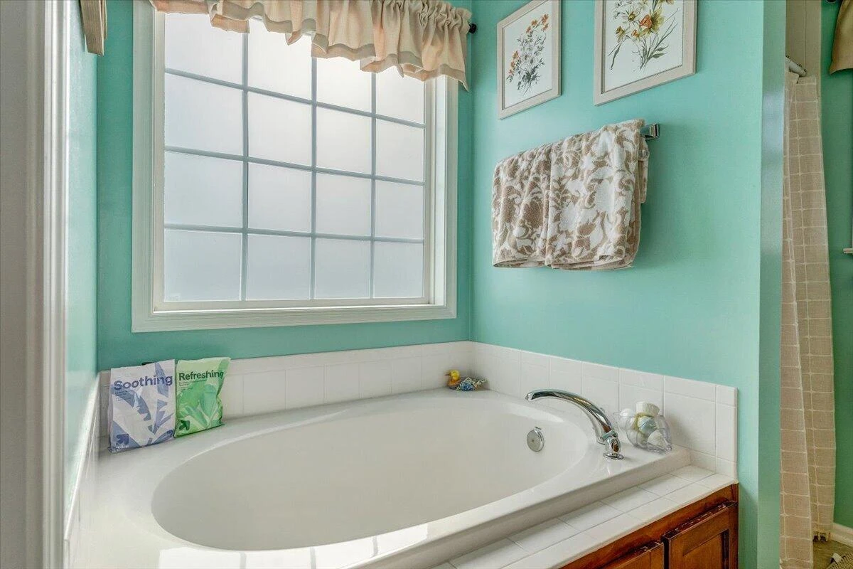 1251 Commonwealth DR - Photo 42