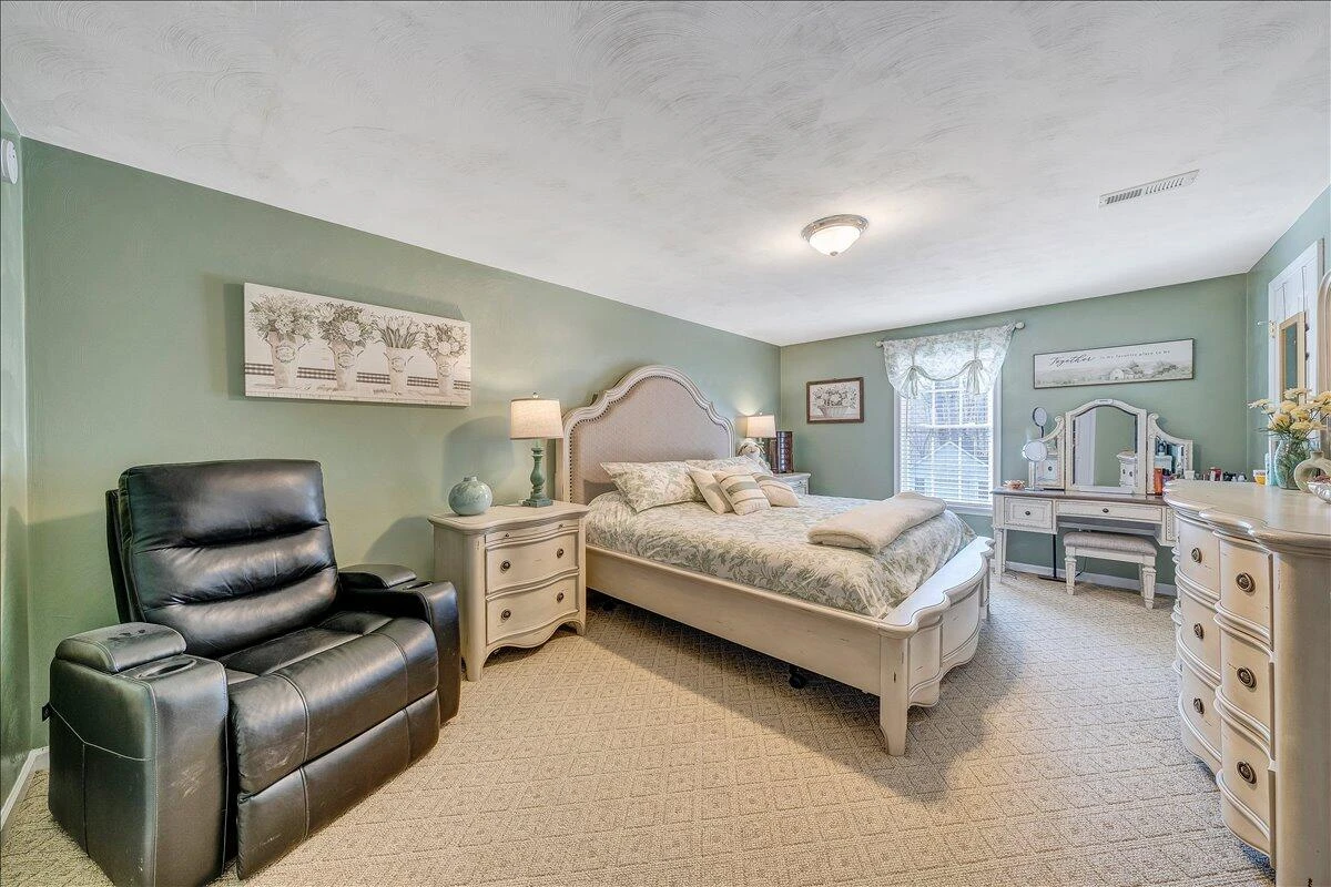 1251 Commonwealth DR - Photo 55