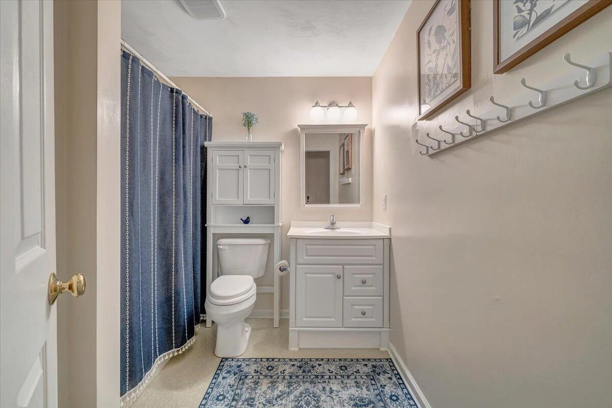 1251 Commonwealth DR - Photo 60