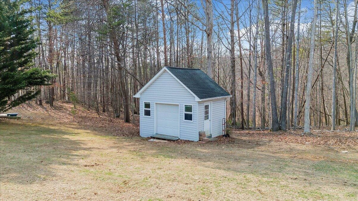 1251 Commonwealth DR - Photo 65