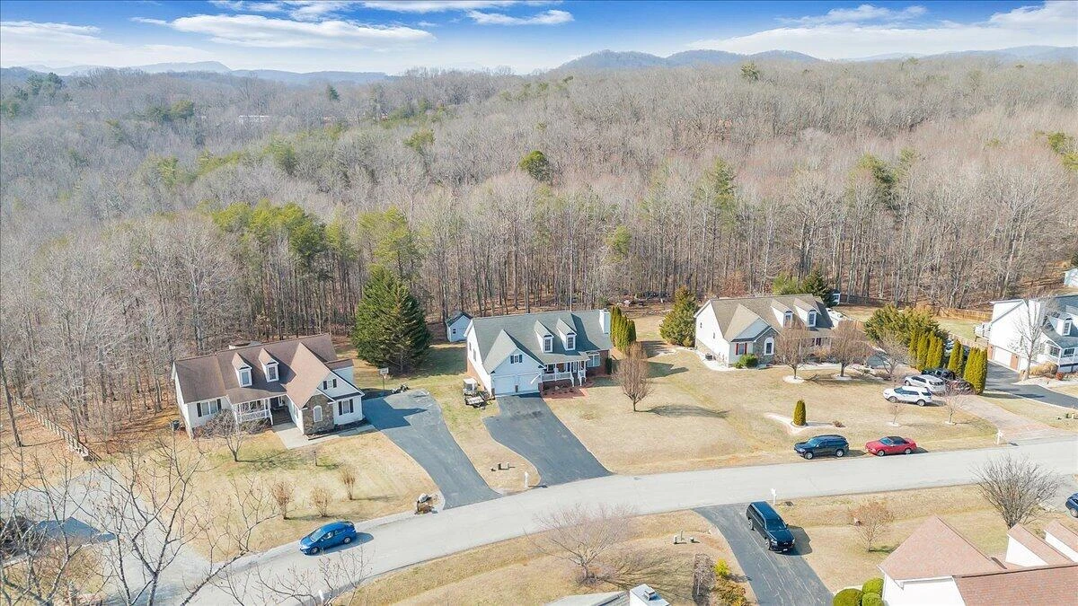1251 Commonwealth DR - Photo 85