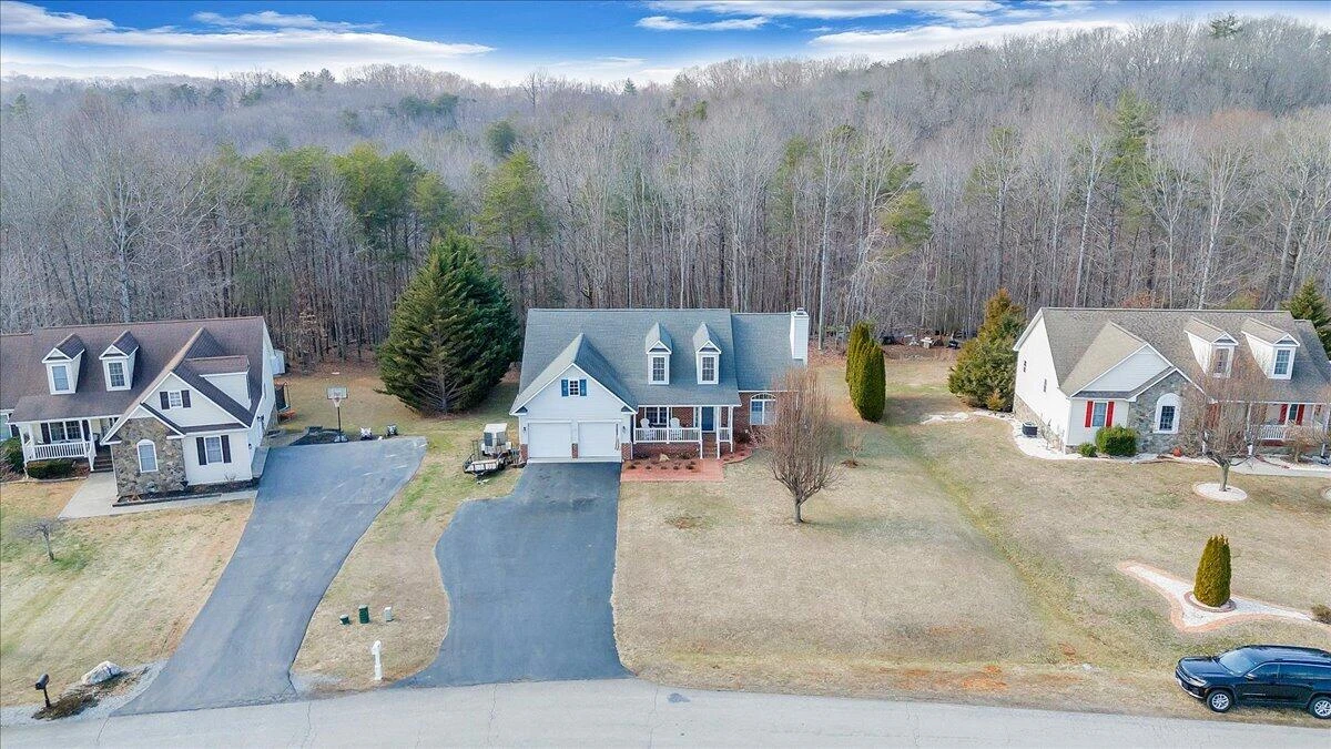 1251 Commonwealth DR - Photo 91