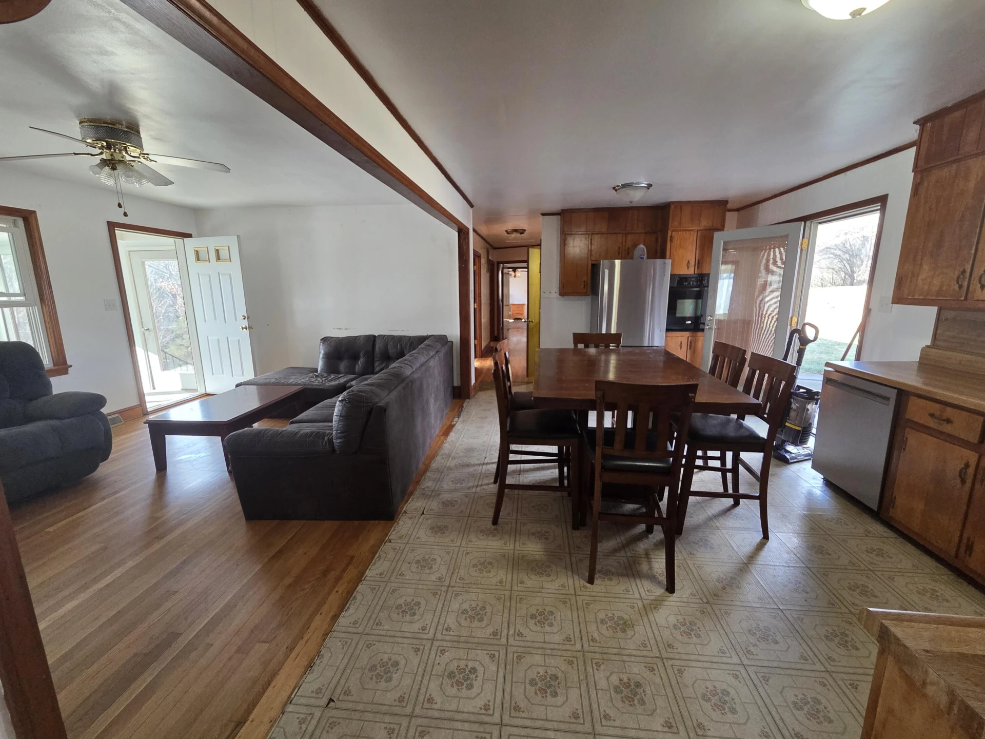 552 Antioch RD - Photo 3