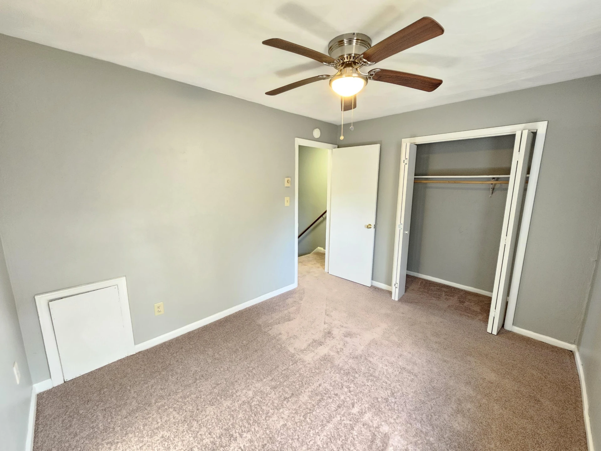 1622 Roanoke AVE SW - Photo 10