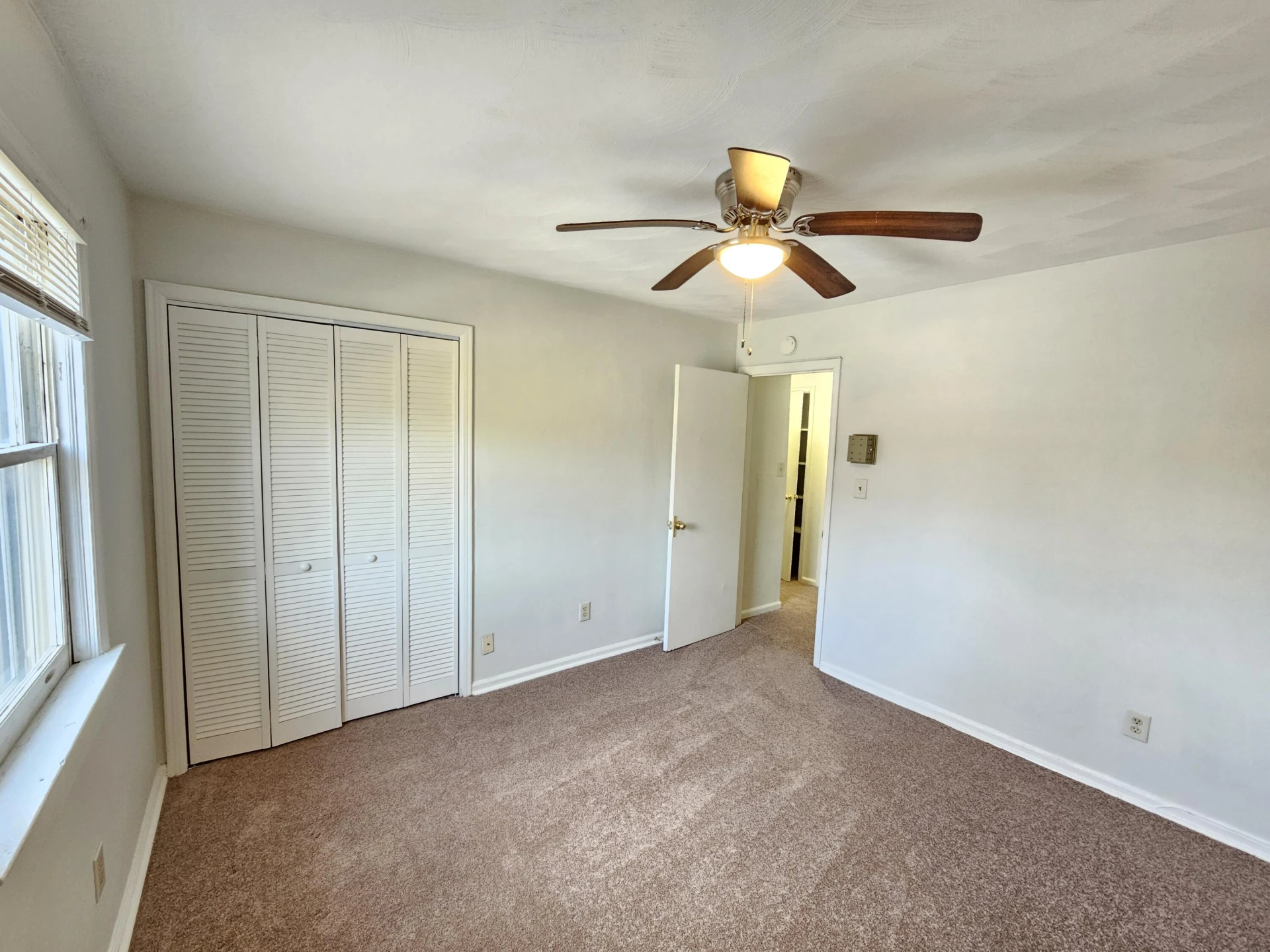 1622 Roanoke AVE SW - Photo 26