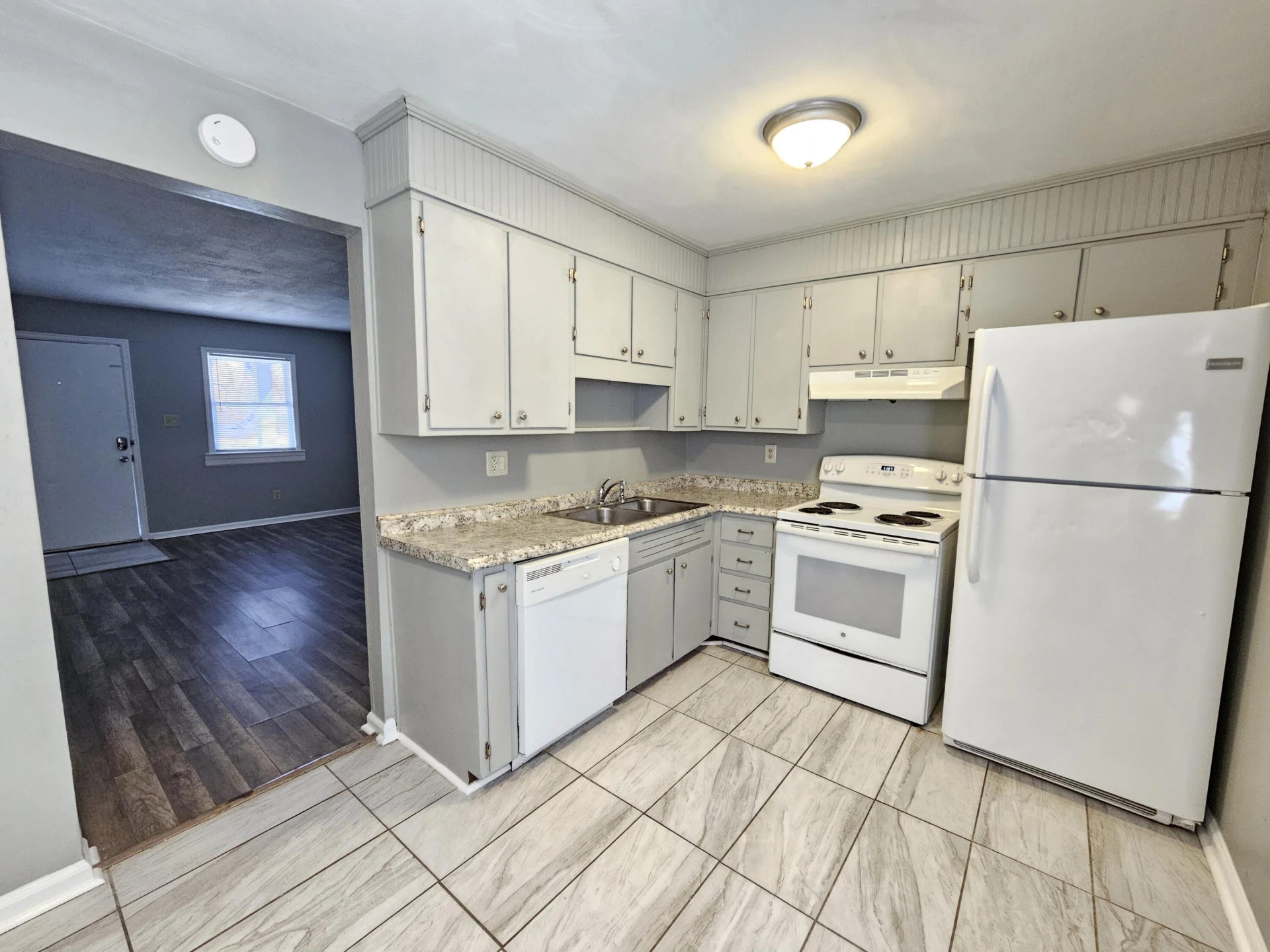 1622 Roanoke AVE SW - Photo 41