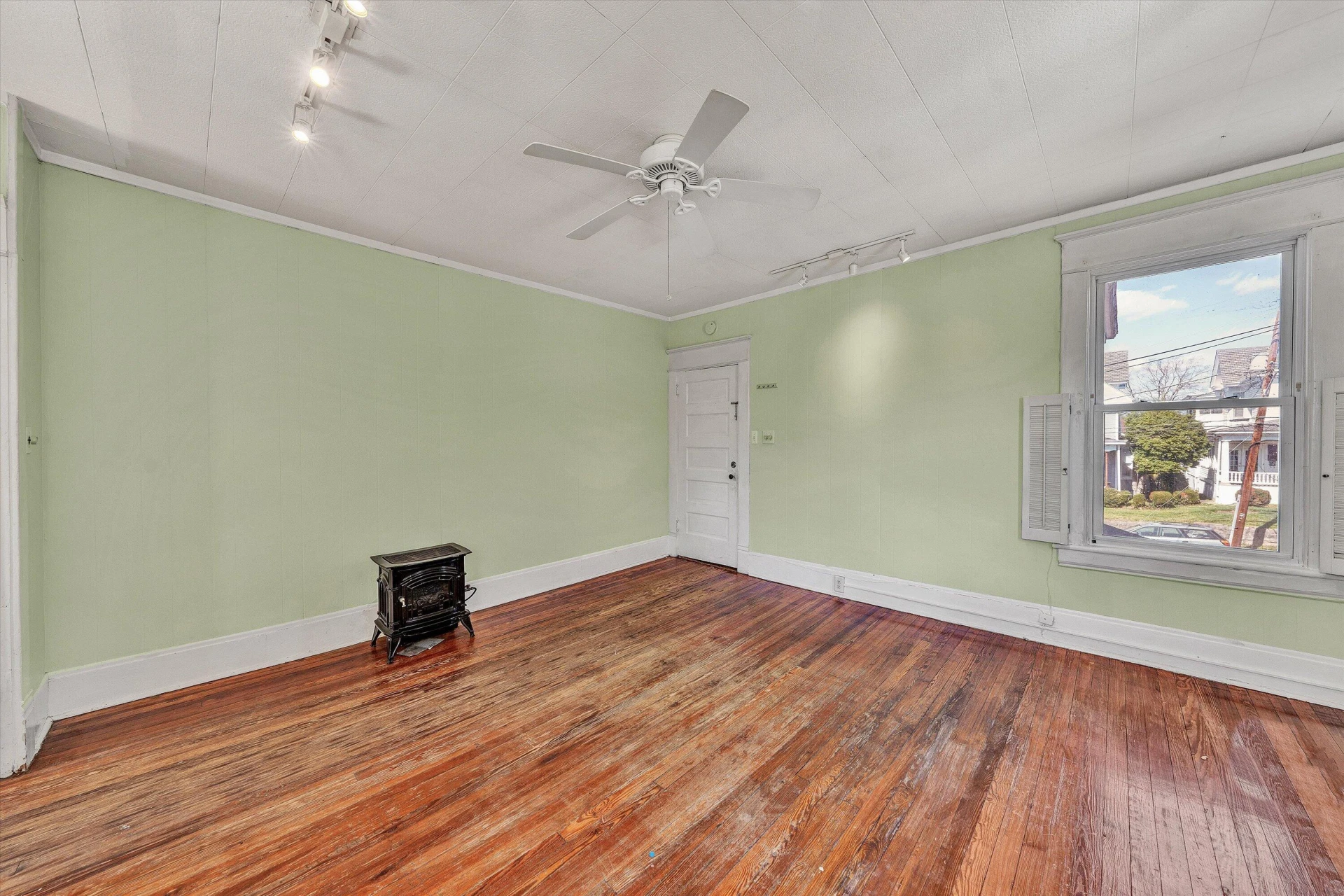 430 Allison AVE SW - Photo 37