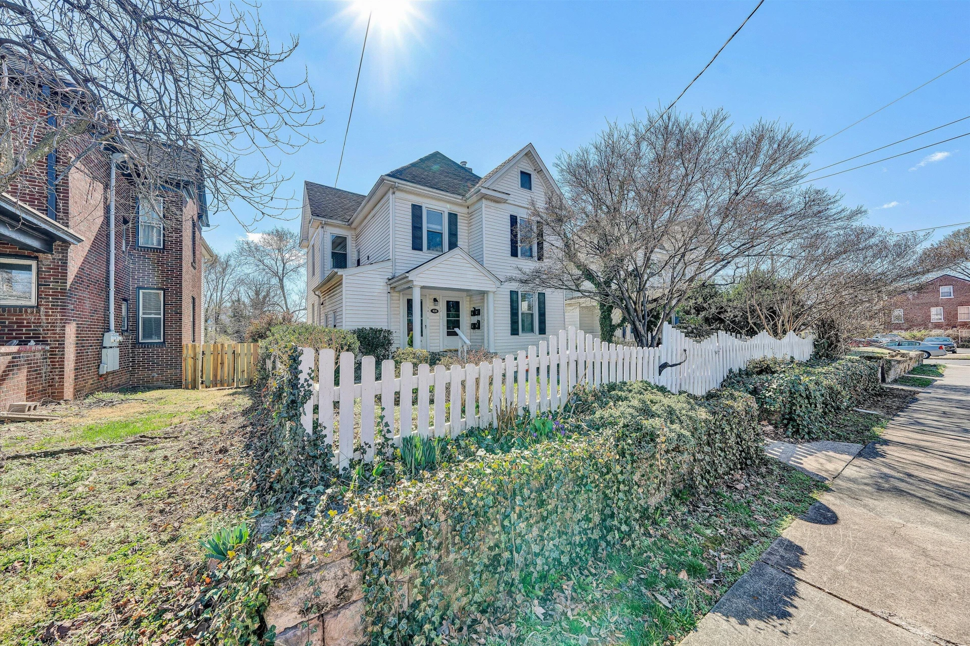 430 Allison AVE SW - Photo 6