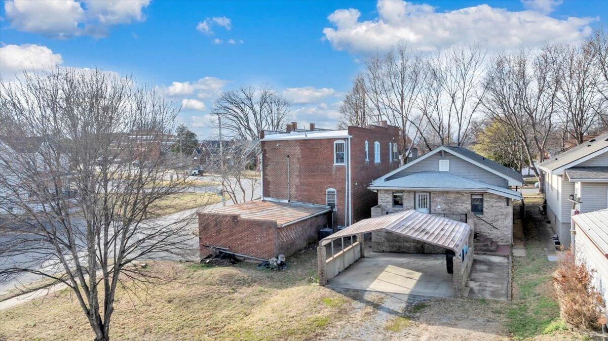 1101 Montrose AVE SE - Photo 30