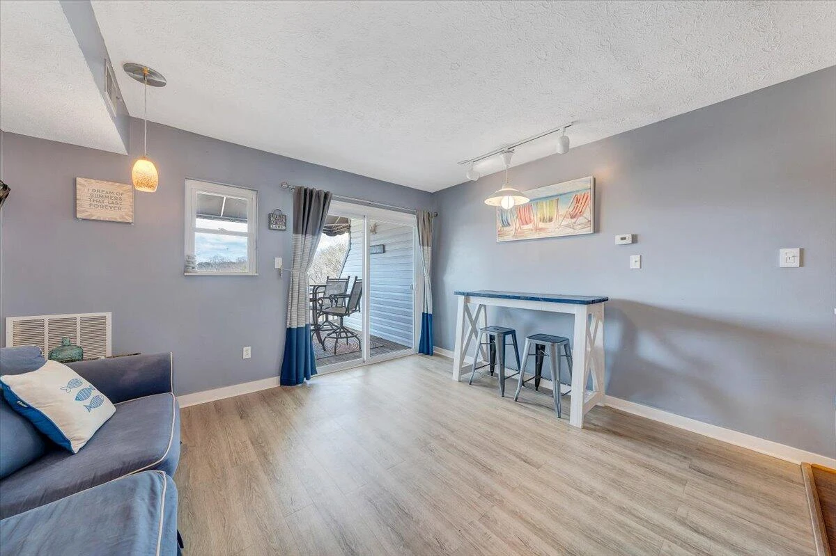 1089 Bluewater DR #411 - Photo 15
