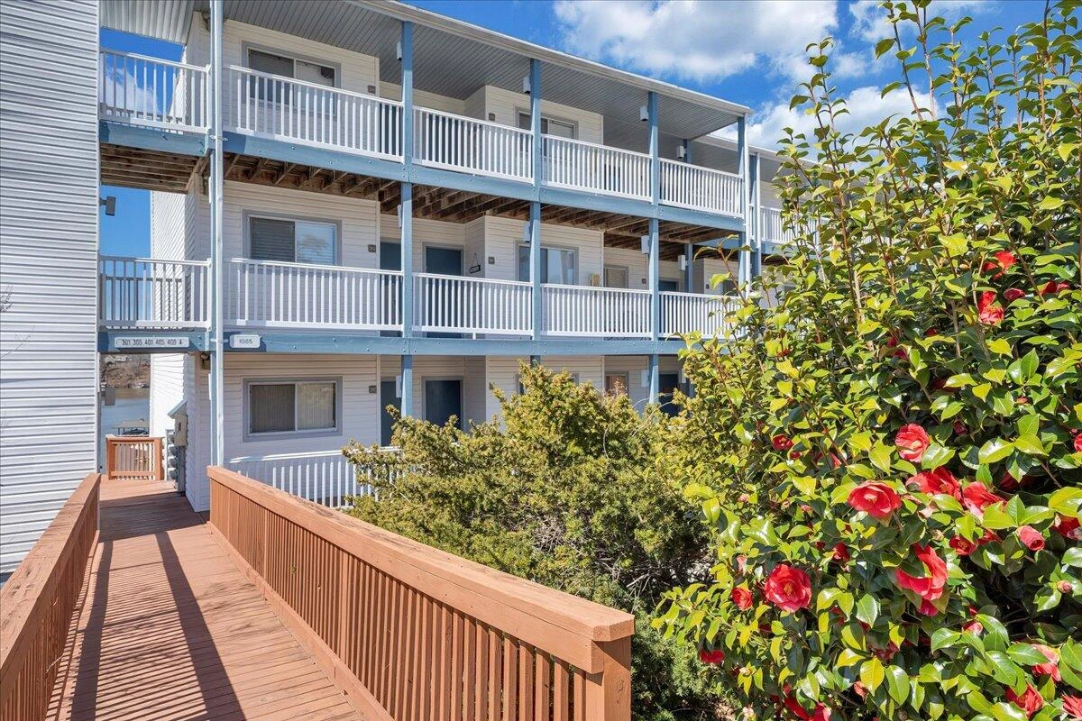 1089 Bluewater DR #411 - Photo 33