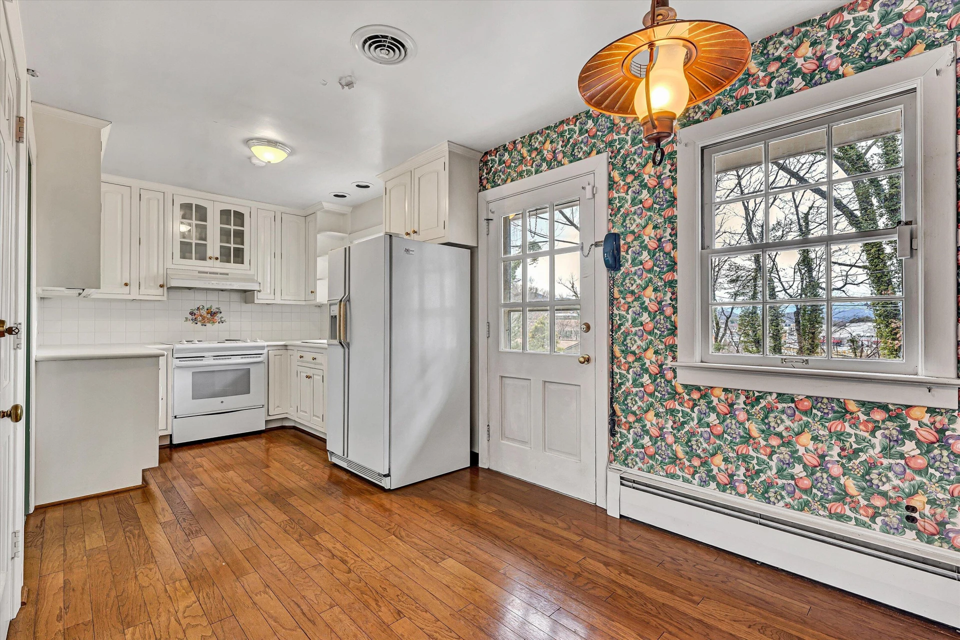 3751 Londonderry DR SW - Photo 14