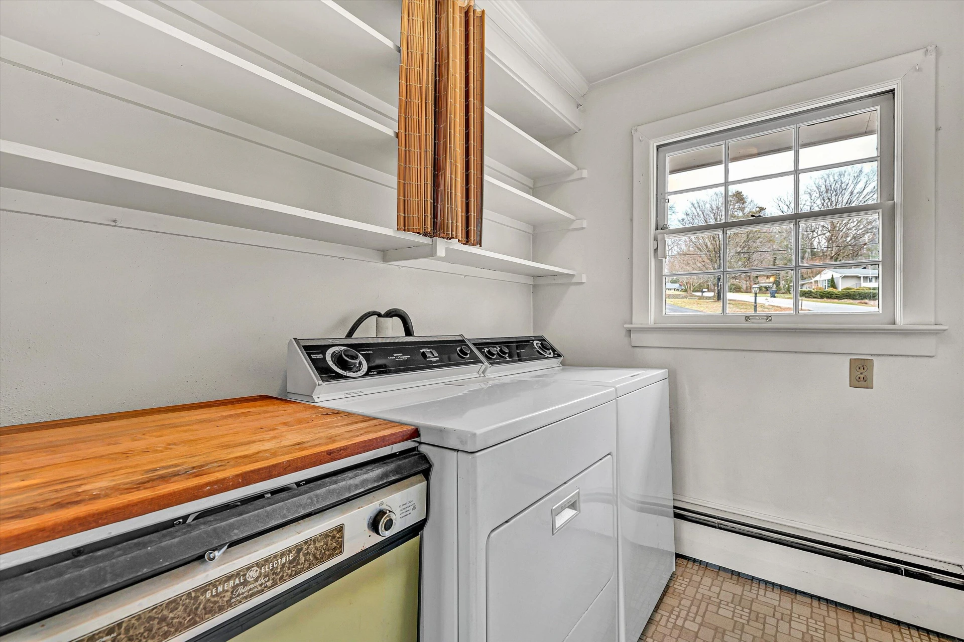 3751 Londonderry DR SW - Photo 15