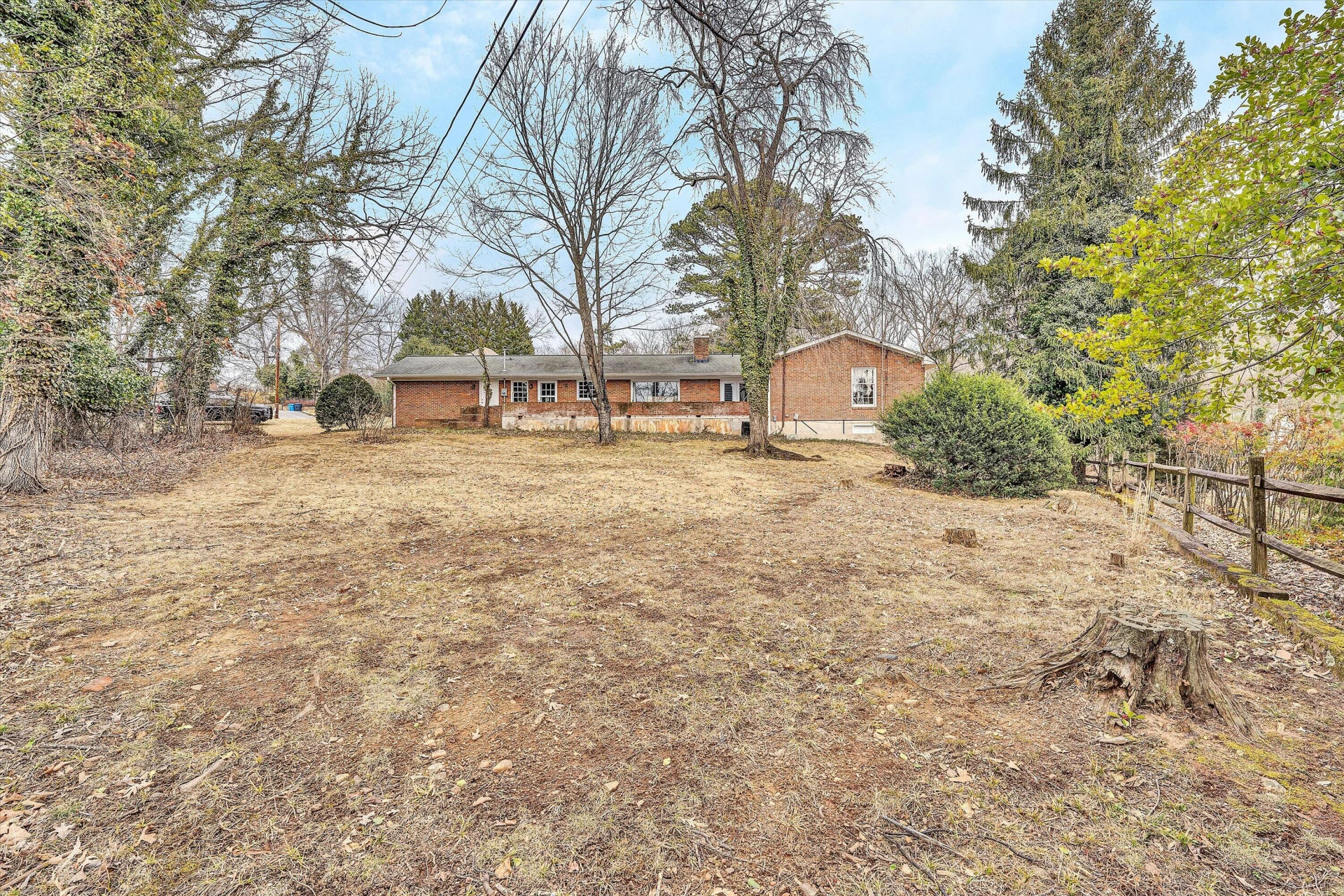 3751 Londonderry DR SW - Photo 36
