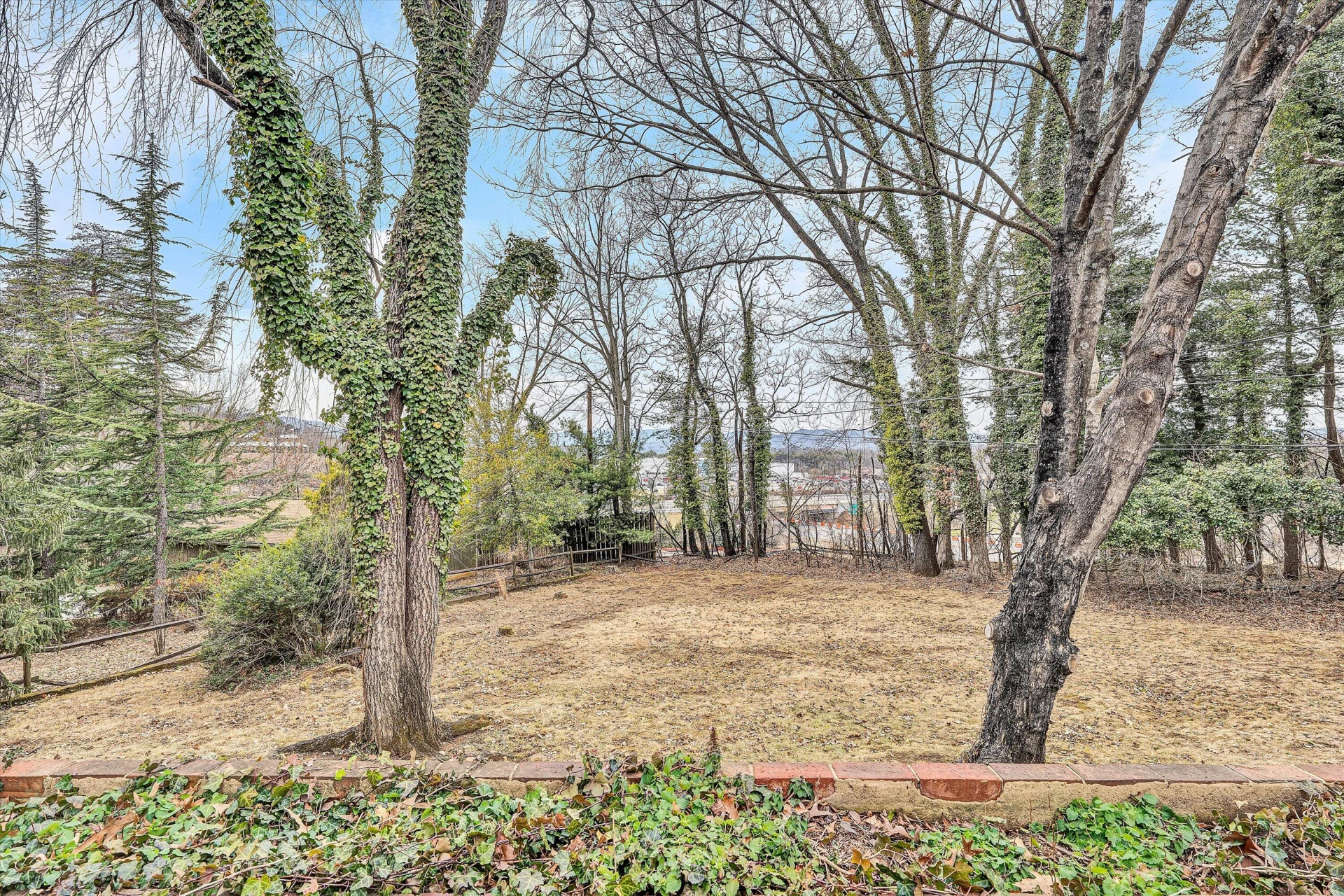 3751 Londonderry DR SW - Photo 40