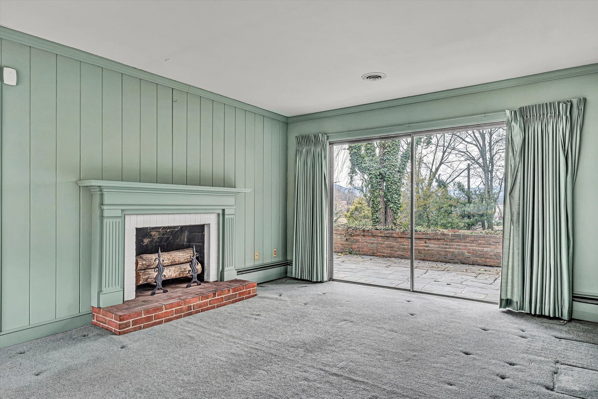 3751 Londonderry DR SW - Photo 8