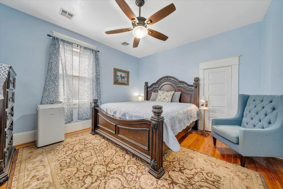 1307 Maple AVE SW - Photo 44