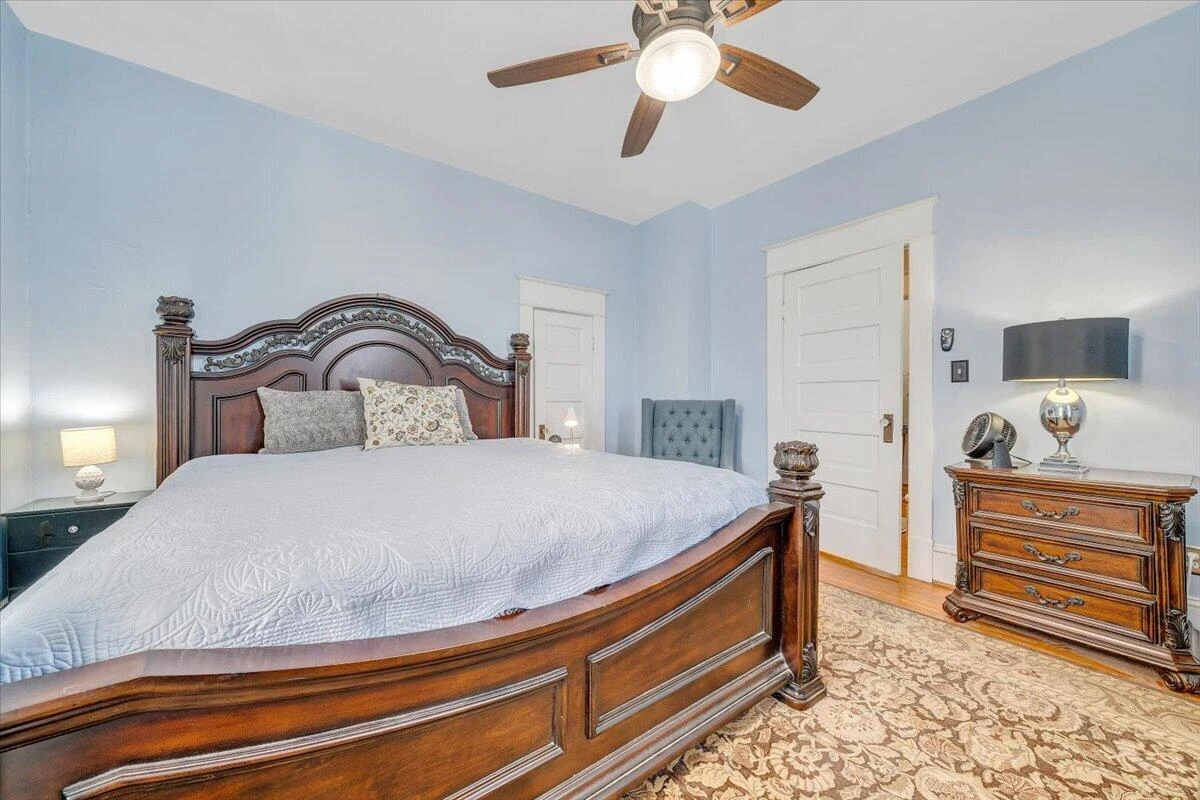 1307 Maple AVE SW - Photo 46