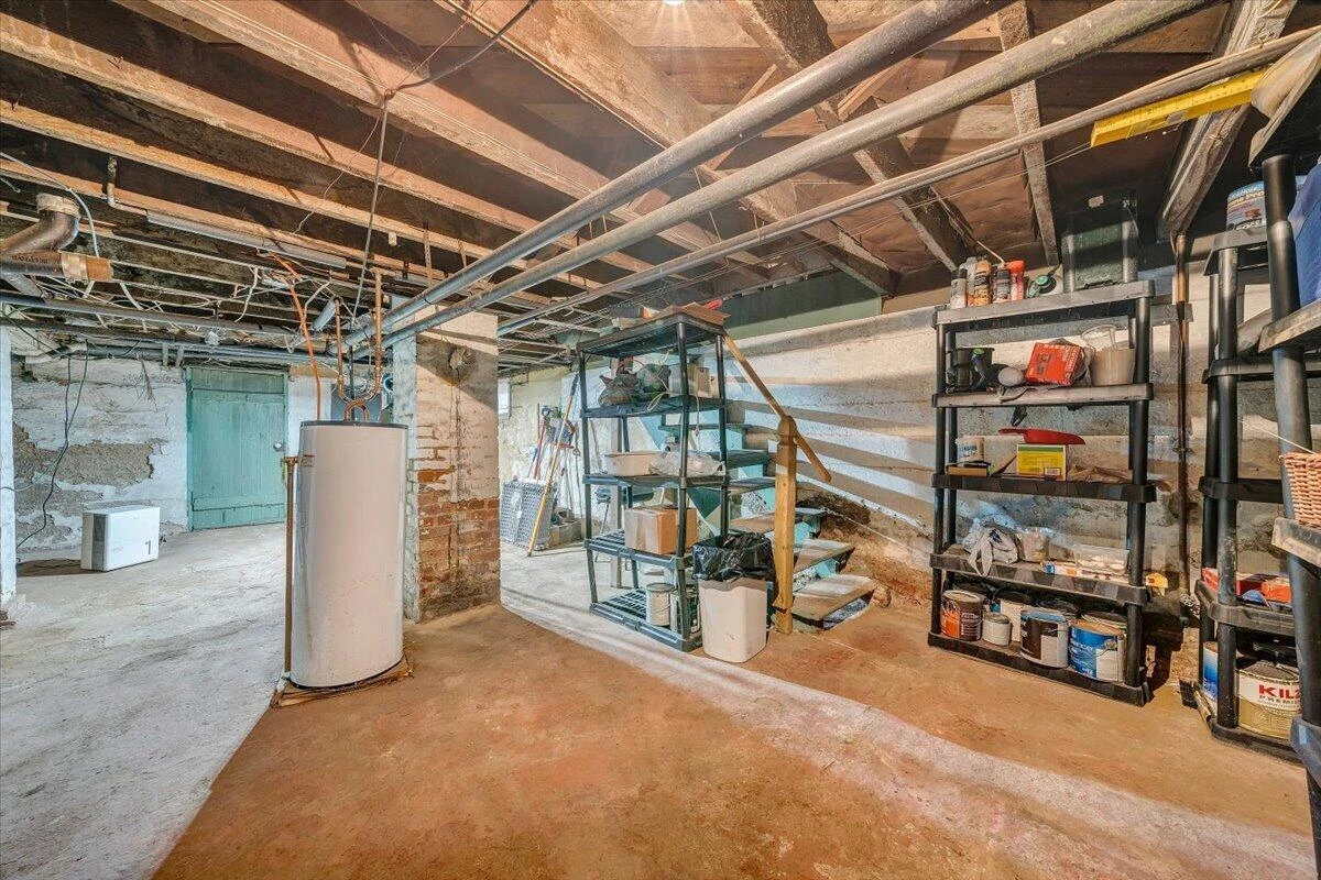 1307 Maple AVE SW - Photo 58