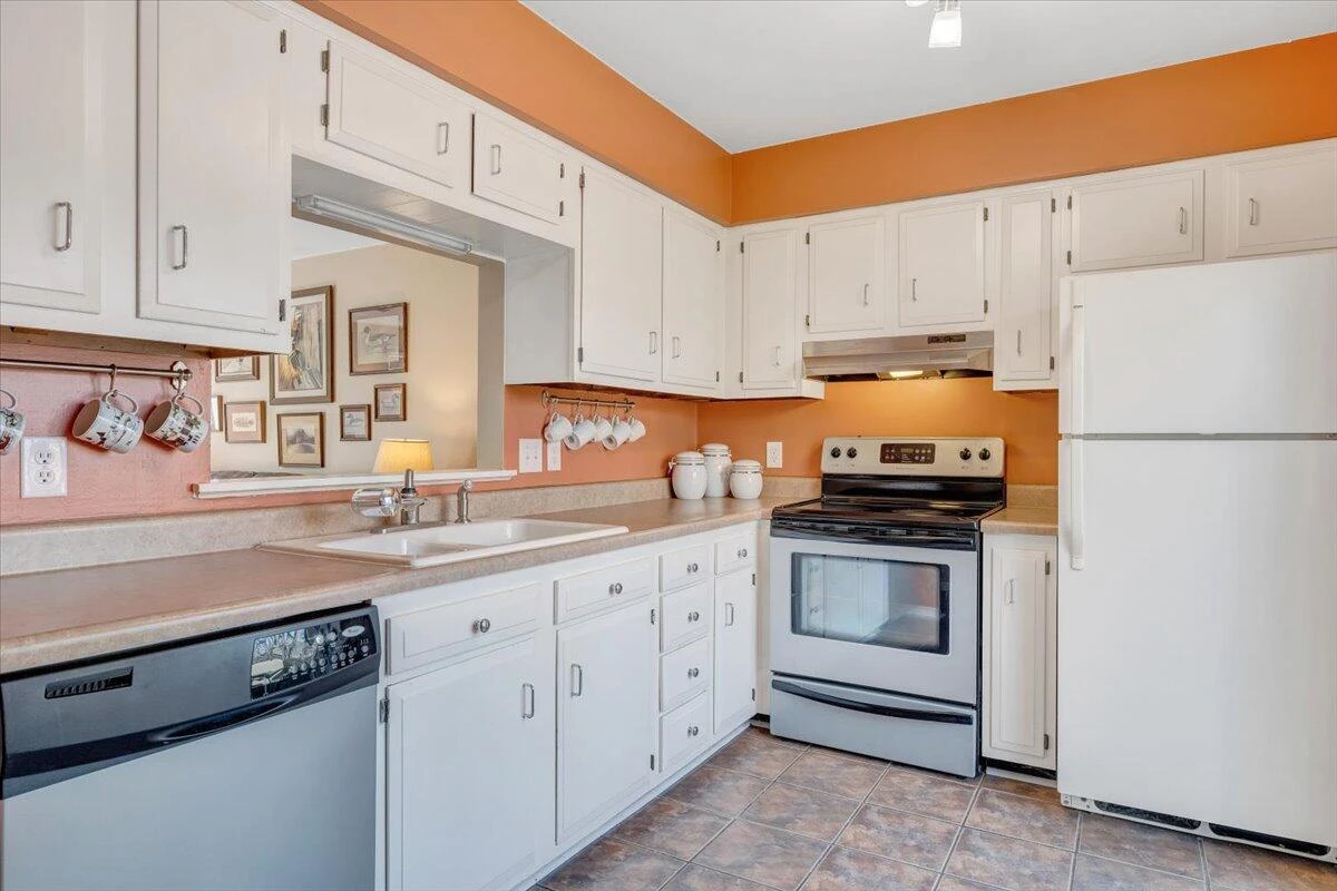 7022 Oak CT - Photo 10