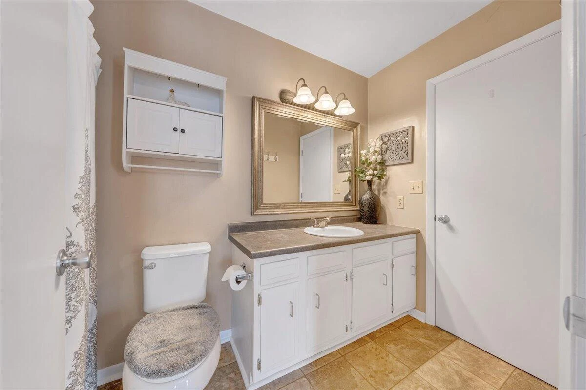 7022 Oak CT - Photo 17