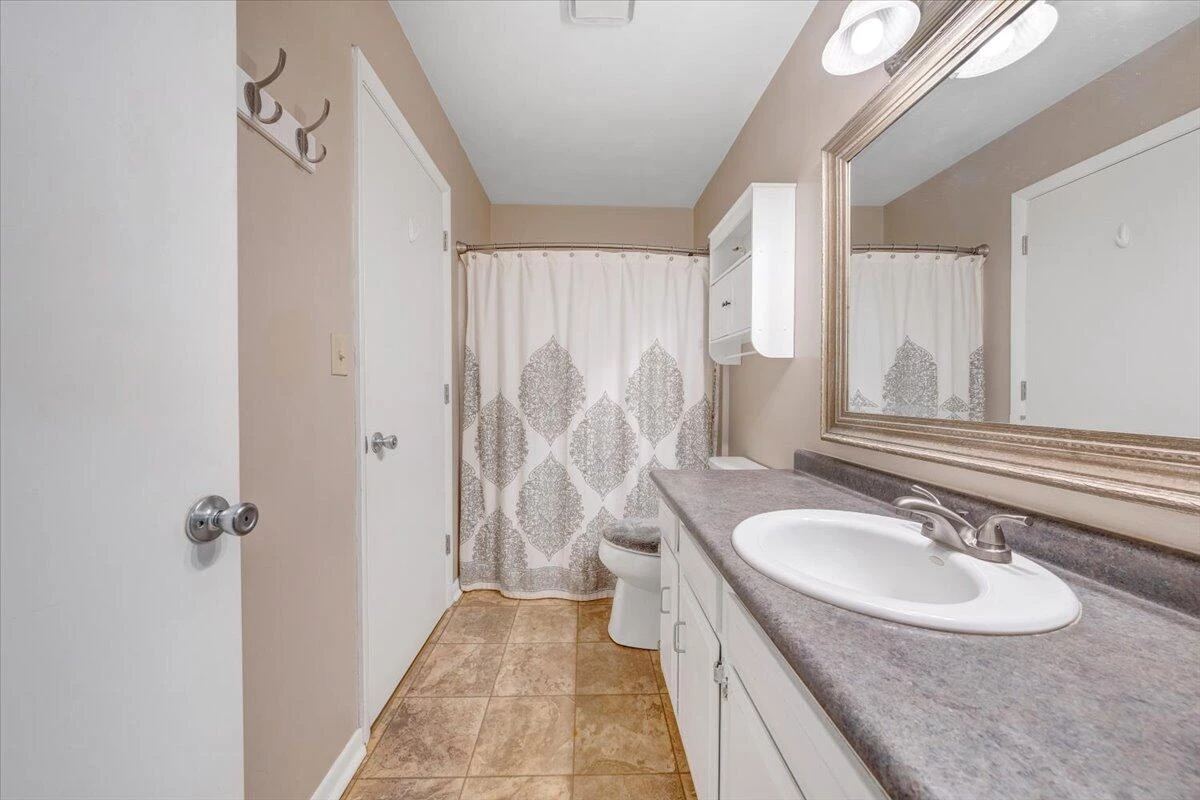 7022 Oak CT - Photo 18