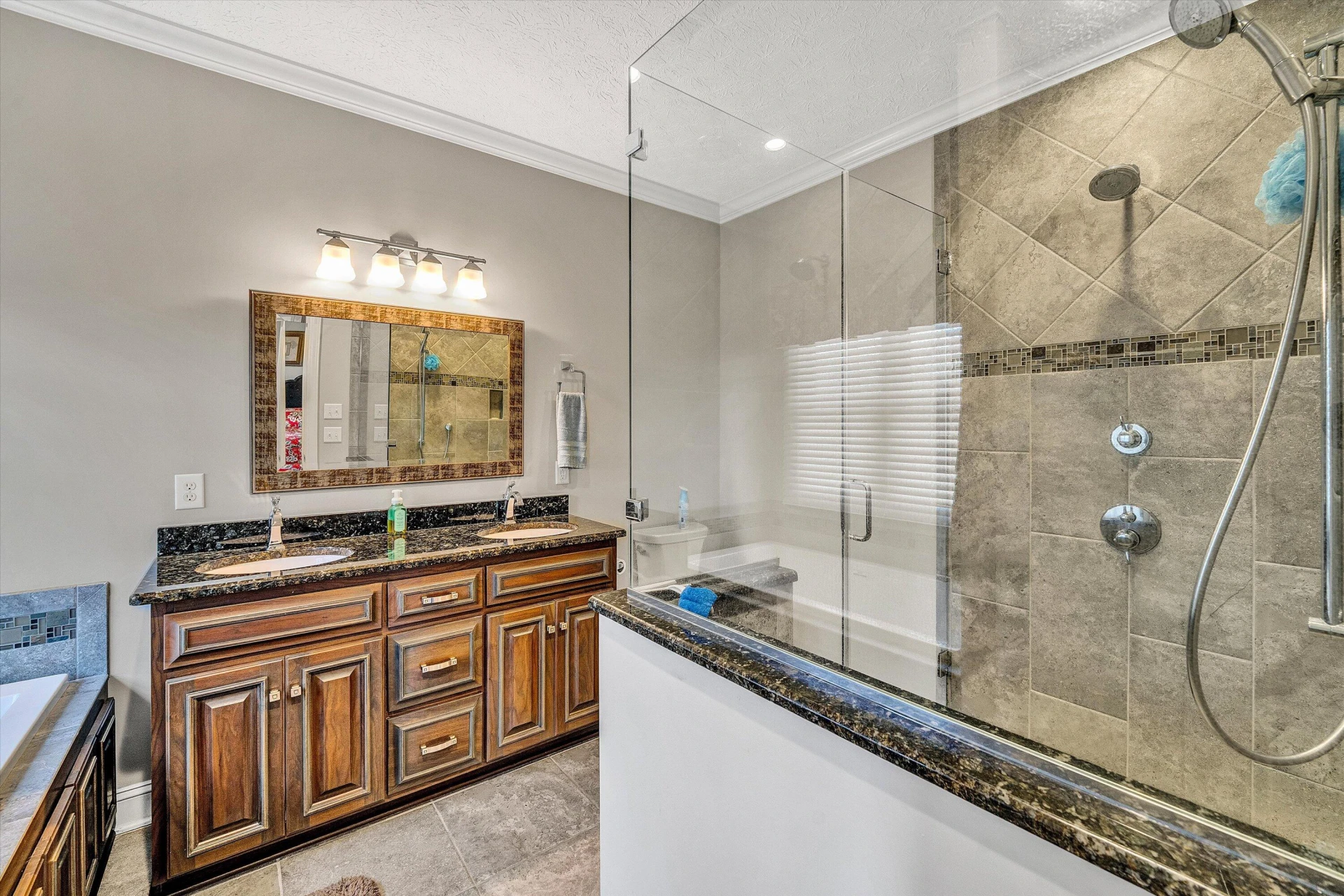 80 Pinewood DR - Photo 14