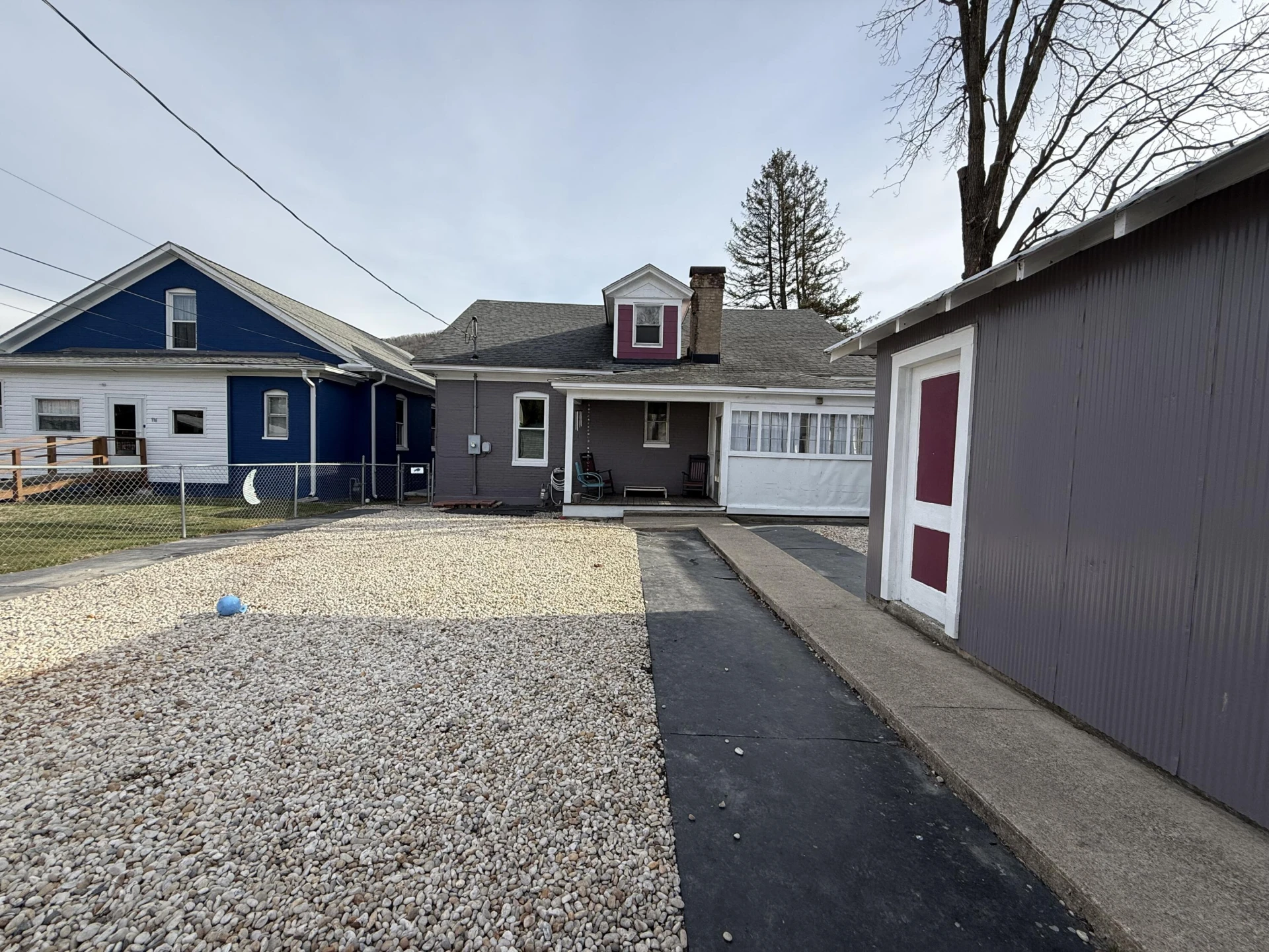 120 W Ridgway ST - Photo 3