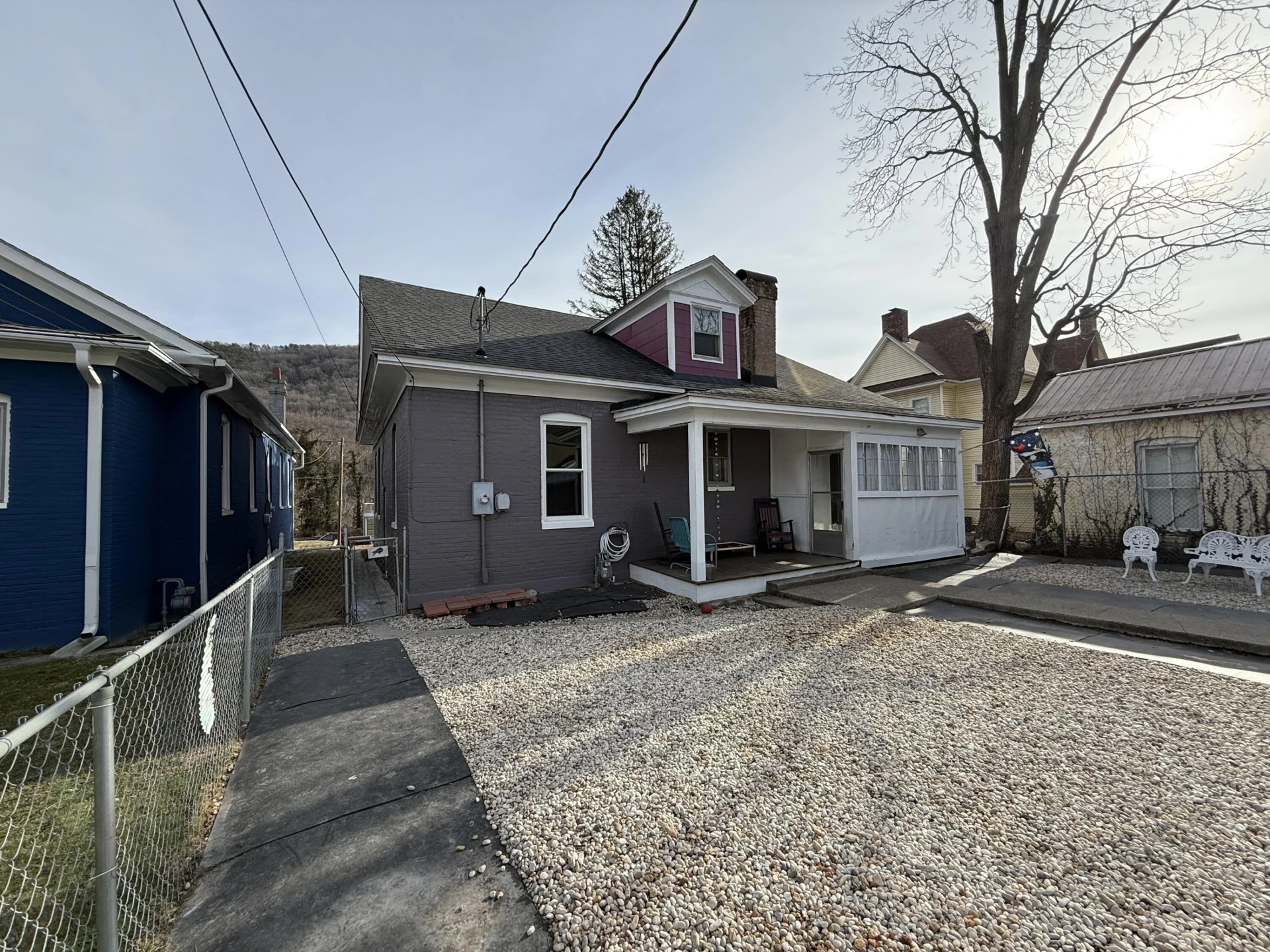 120 W Ridgway ST - Photo 5
