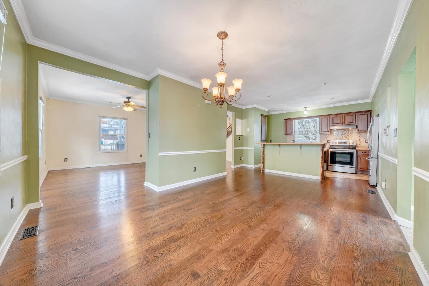1502 Orange AVE NW - Photo 15