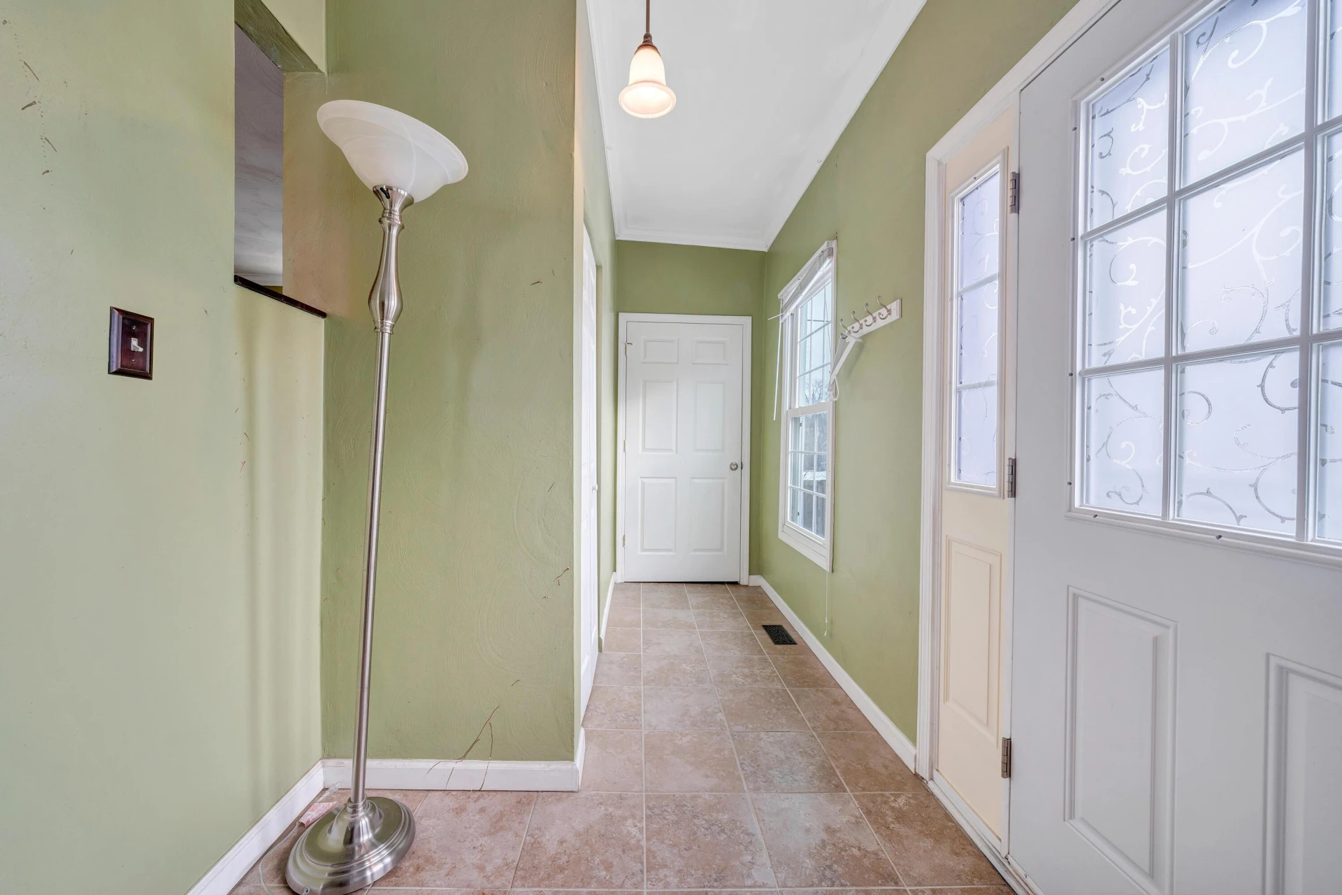 1502 Orange AVE NW - Photo 22