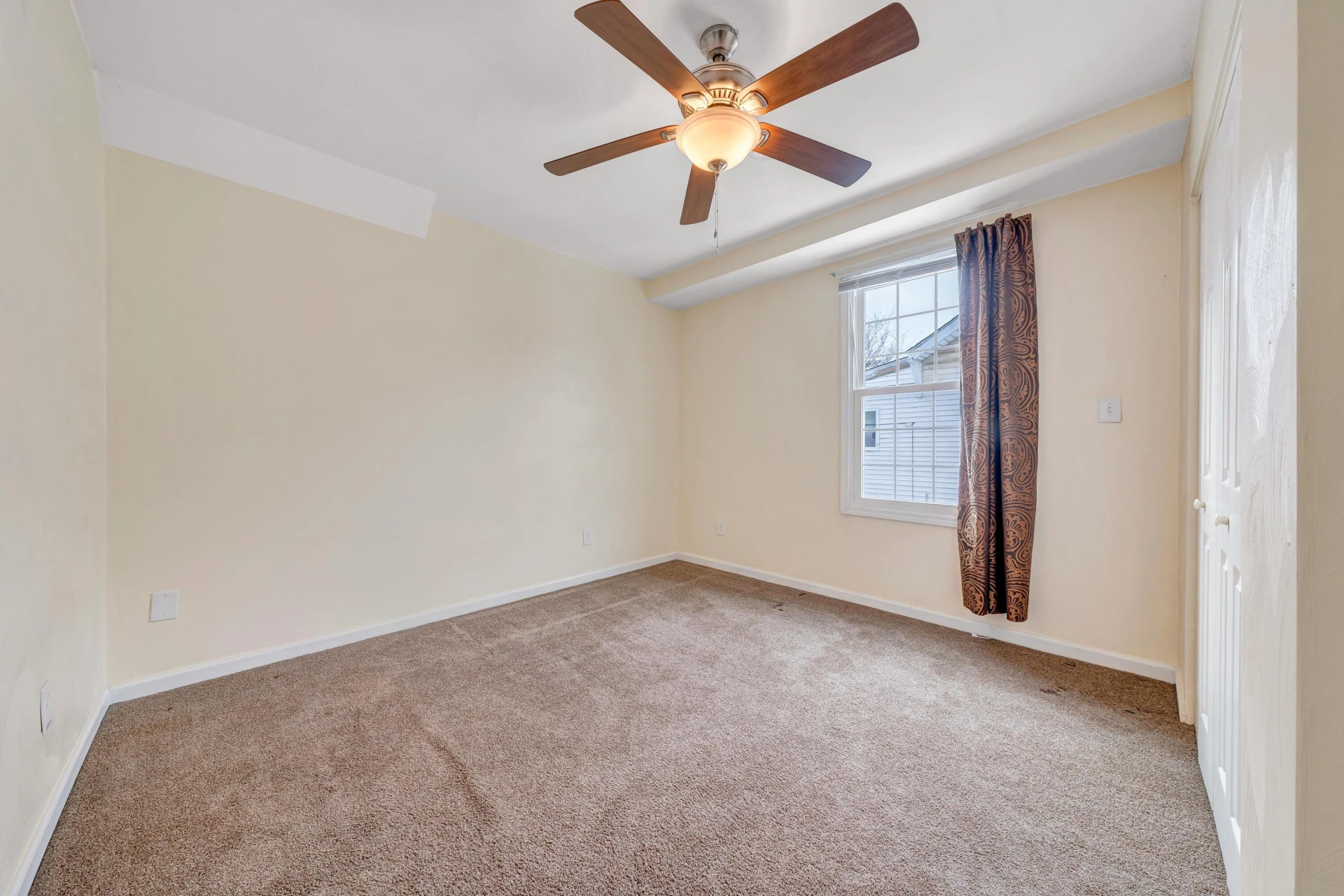 1502 Orange AVE NW - Photo 28