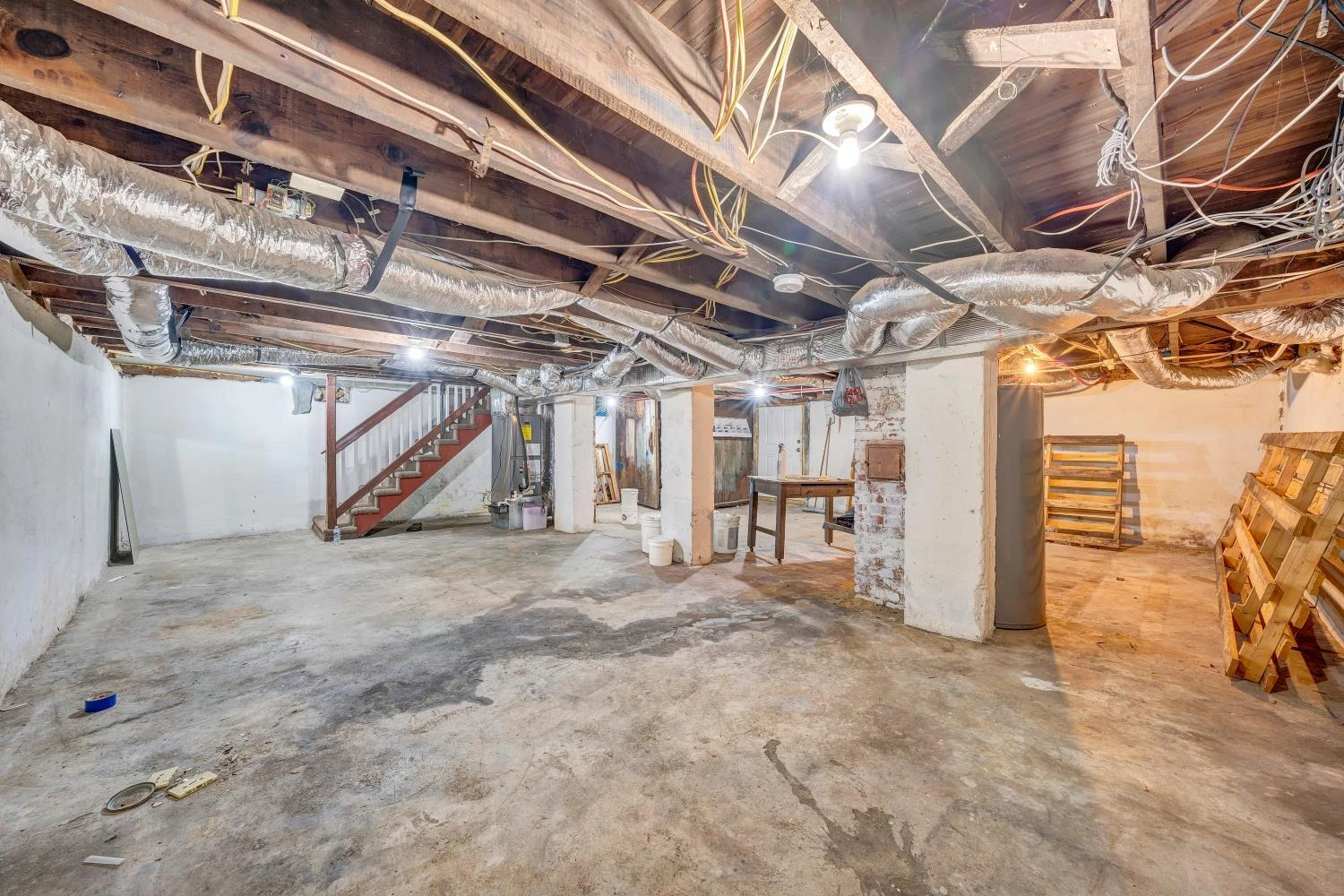 1502 Orange AVE NW - Photo 45