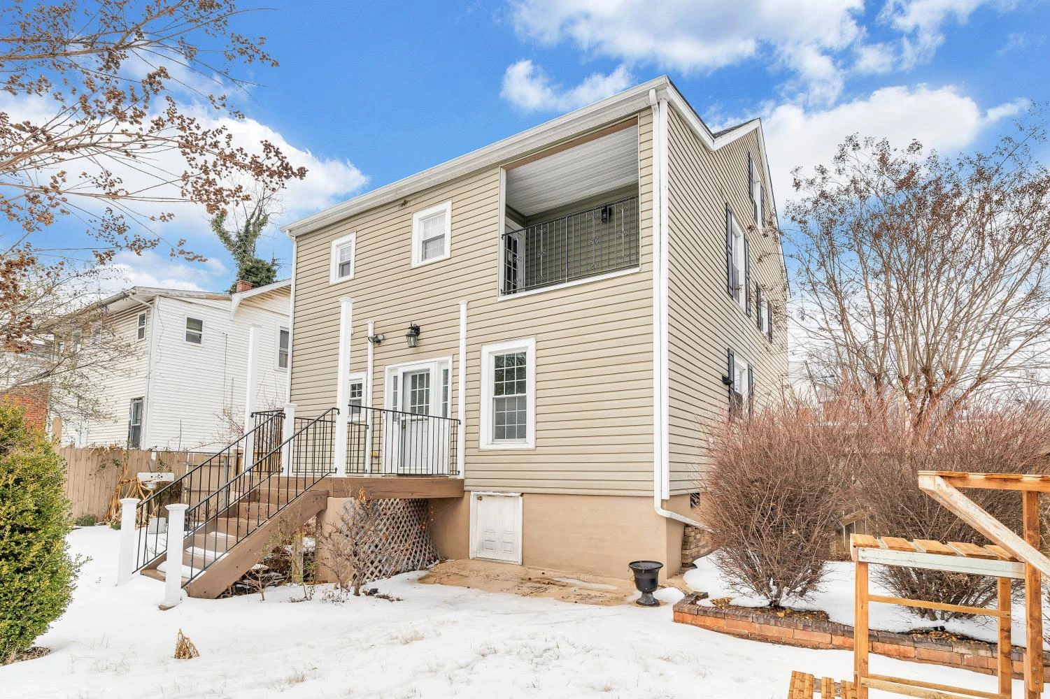 1502 Orange AVE NW - Photo 50