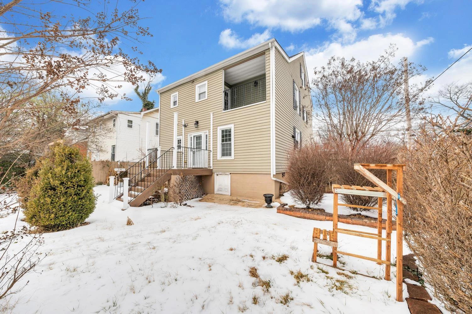 1502 Orange AVE NW - Photo 51