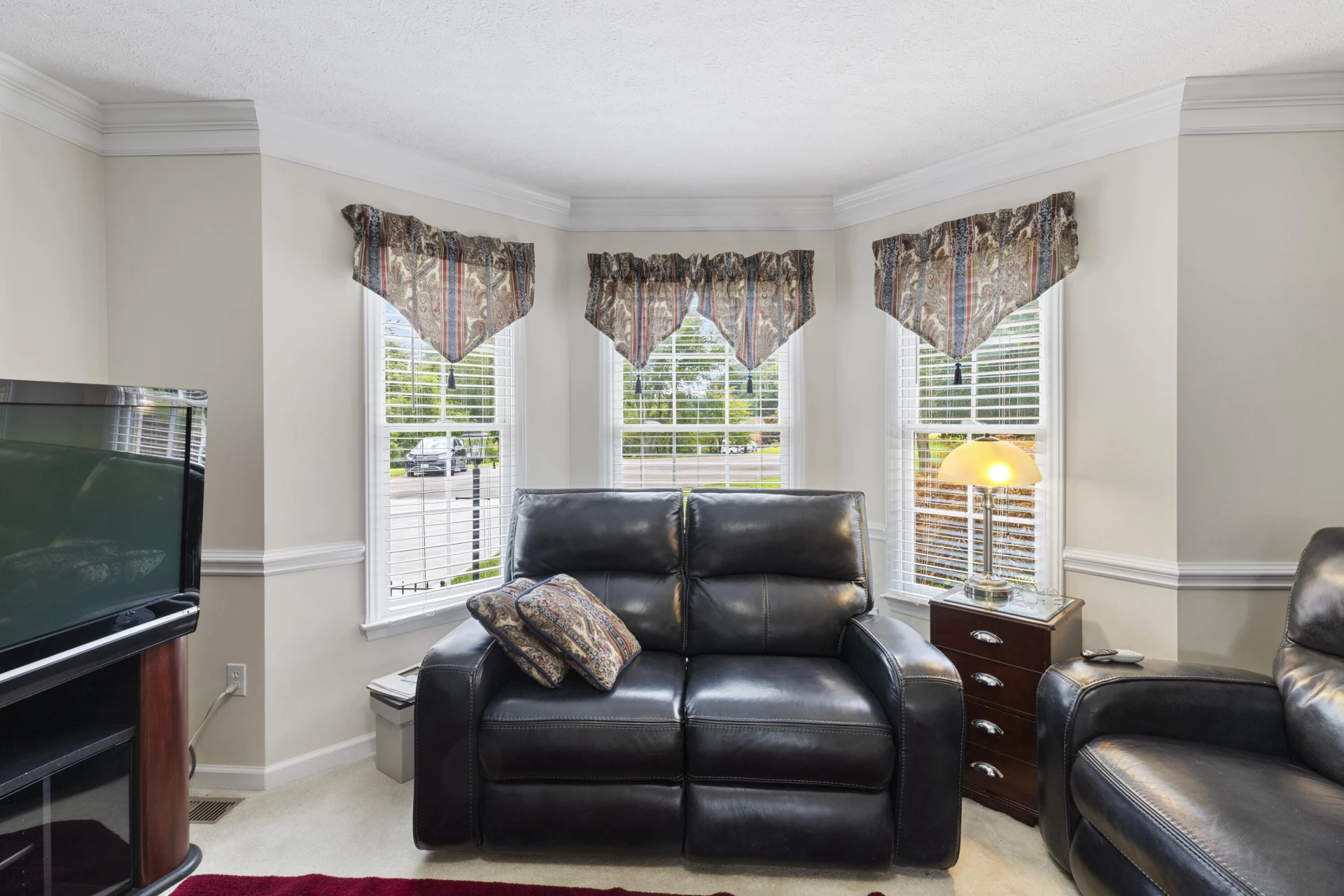 2285 Lubna DR - Photo 36