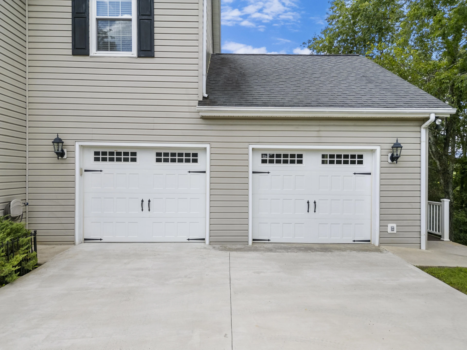 2285 Lubna DR - Photo 6