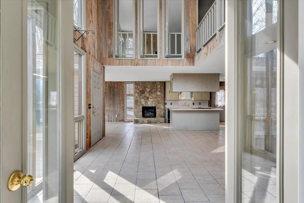 2768 Lake Retreat RD - Photo 33