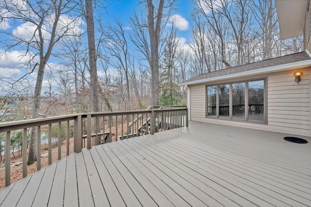 2768 Lake Retreat RD - Photo 9
