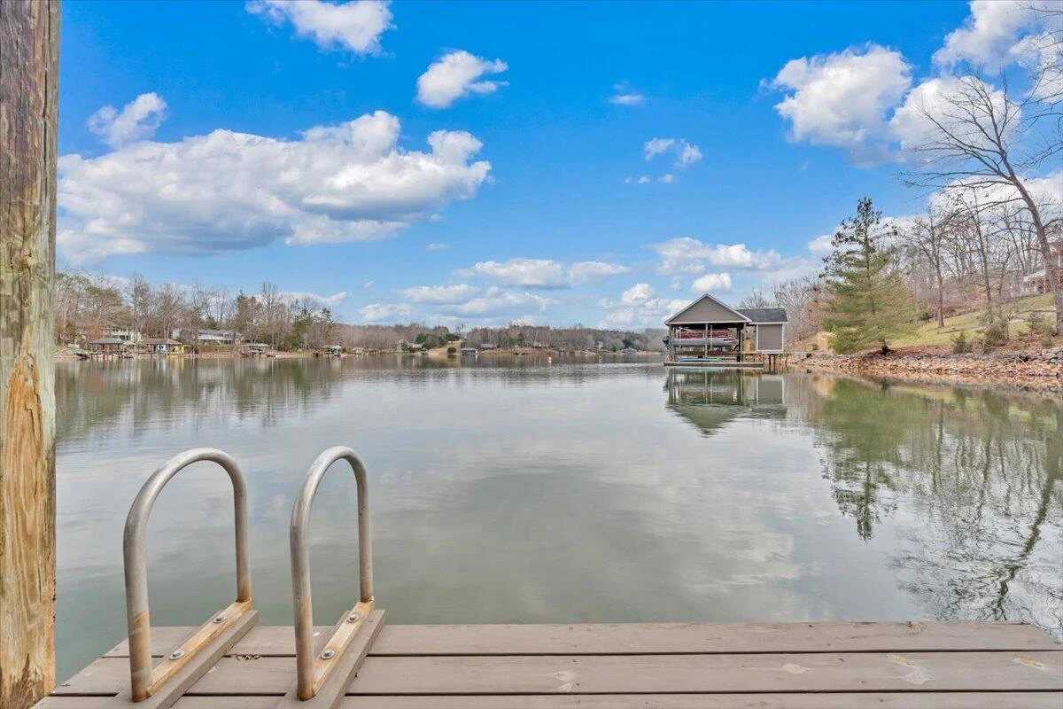 2768 Lake Retreat RD - Photo 71
