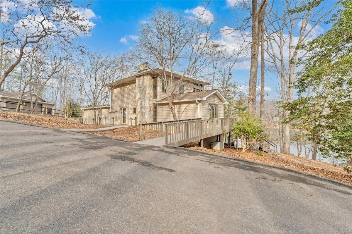 2768 Lake Retreat RD - Photo 94