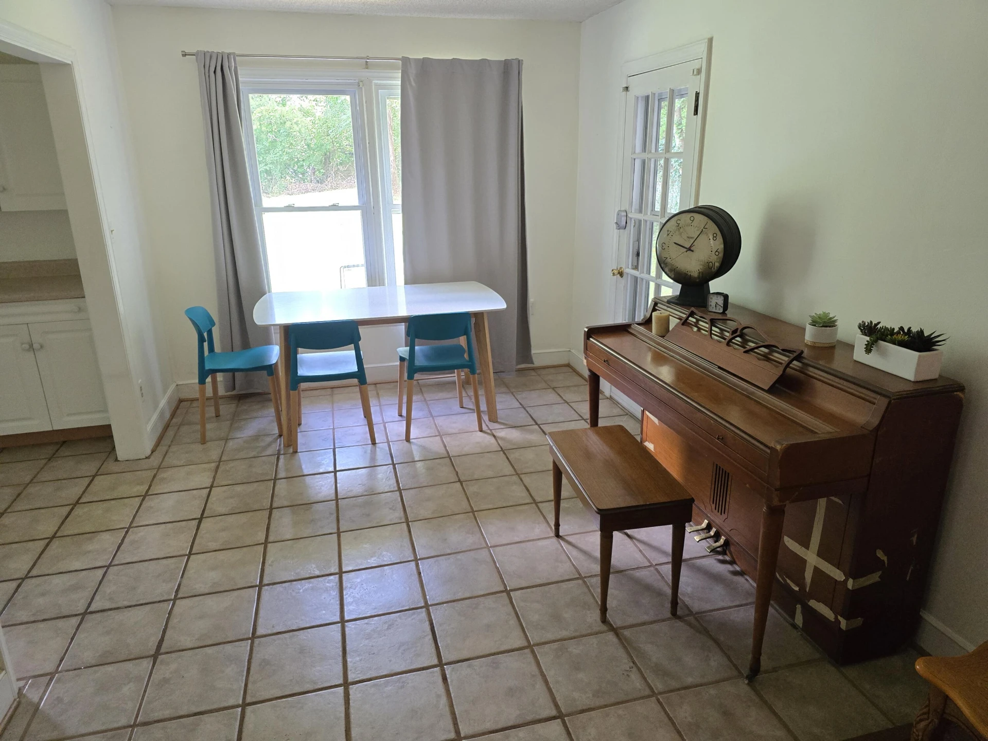 512 Westview AVE - Photo 5