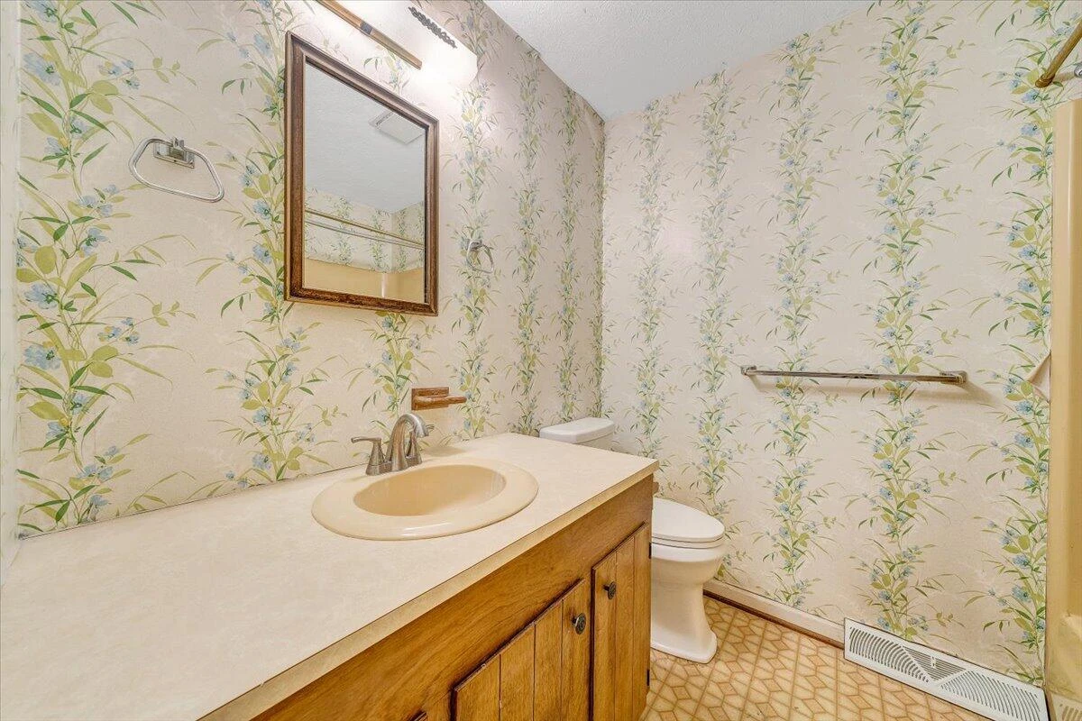 307 Forest Dale DR - Photo 19