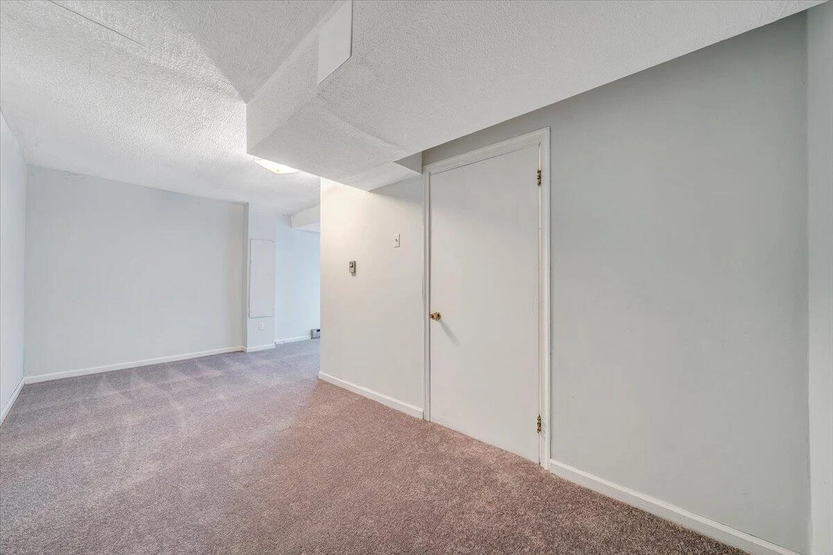 307 Forest Dale DR - Photo 33