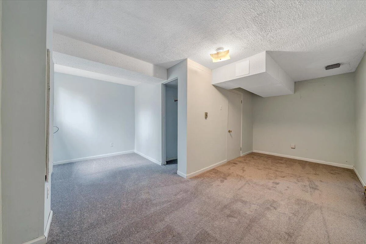 307 Forest Dale DR - Photo 34