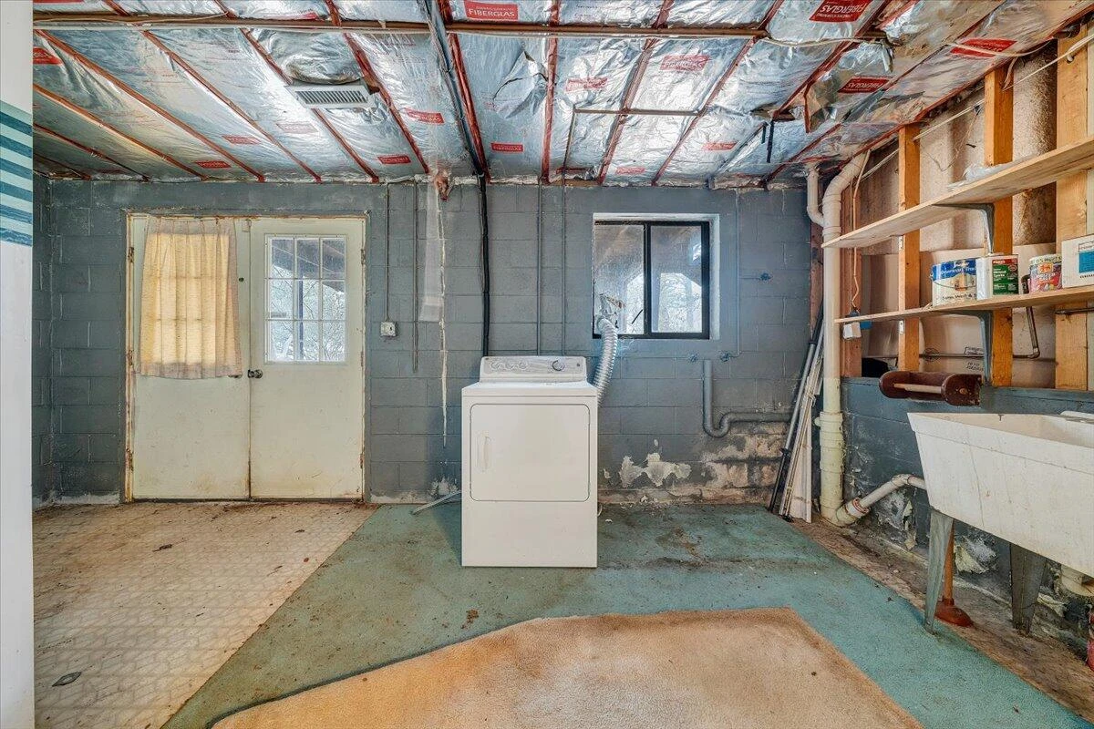 307 Forest Dale DR - Photo 37