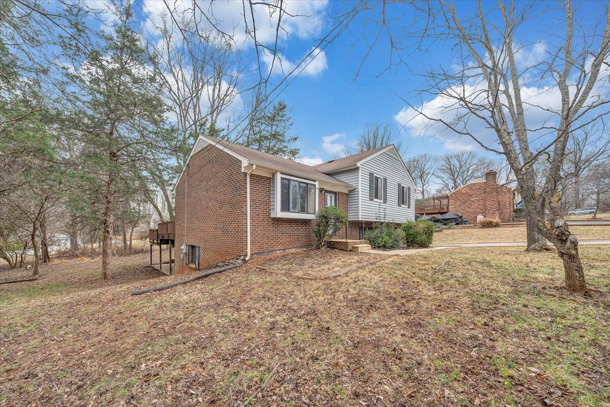 307 Forest Dale DR - Photo 52
